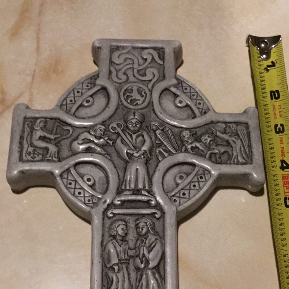 Ceramic Cross - Picture 2 of 7